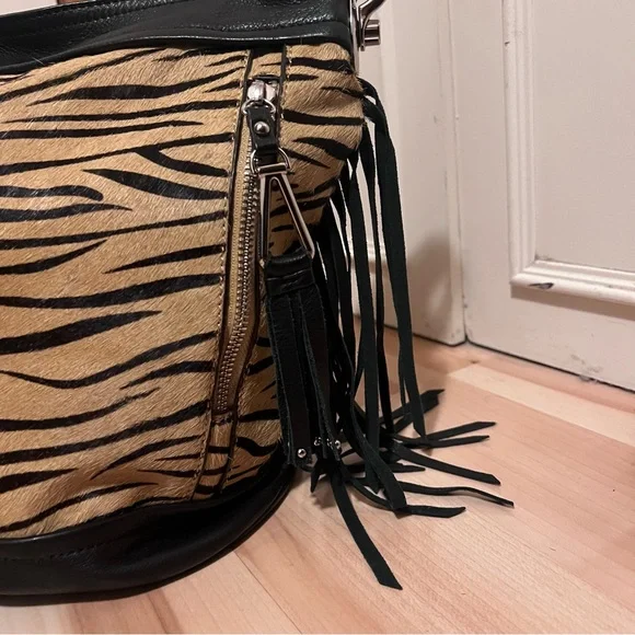 B Makowski Animal Print Calf Hair Bag - Picture 4 of 15